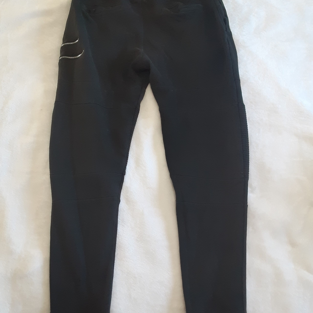 Pants - Picture 4 of 8